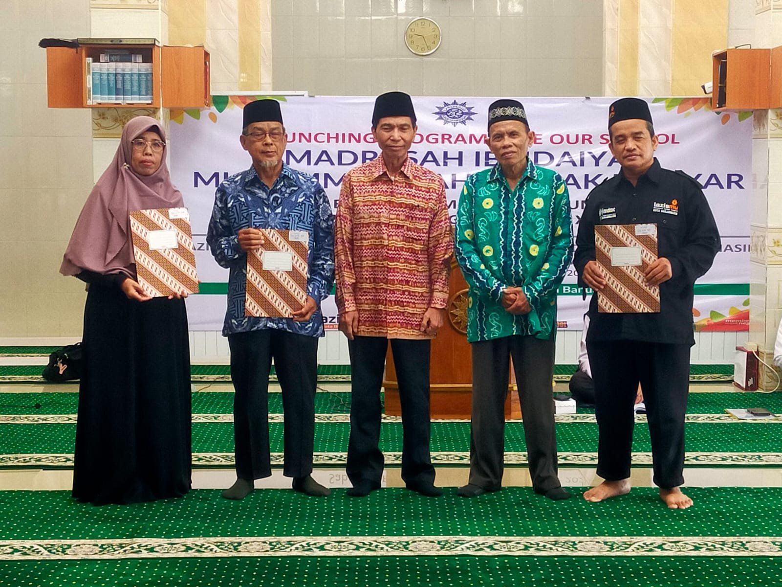 LAUNCHING SAVE OUR SCHOOLS MADRASAH IBTIDAIYAH MUHAMMADIYAH KERTAK HANYAR